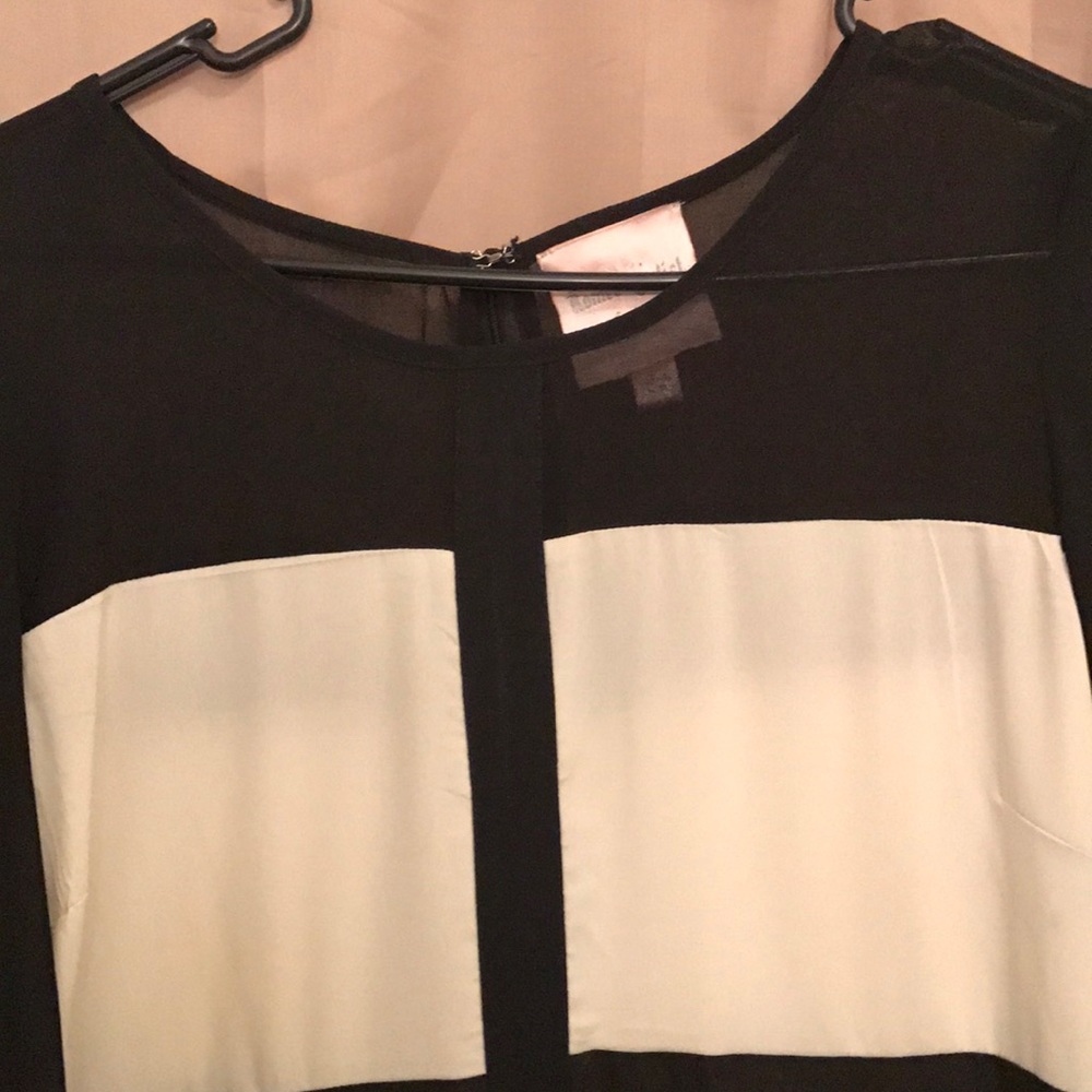 Dress - Picture 3 of 4
